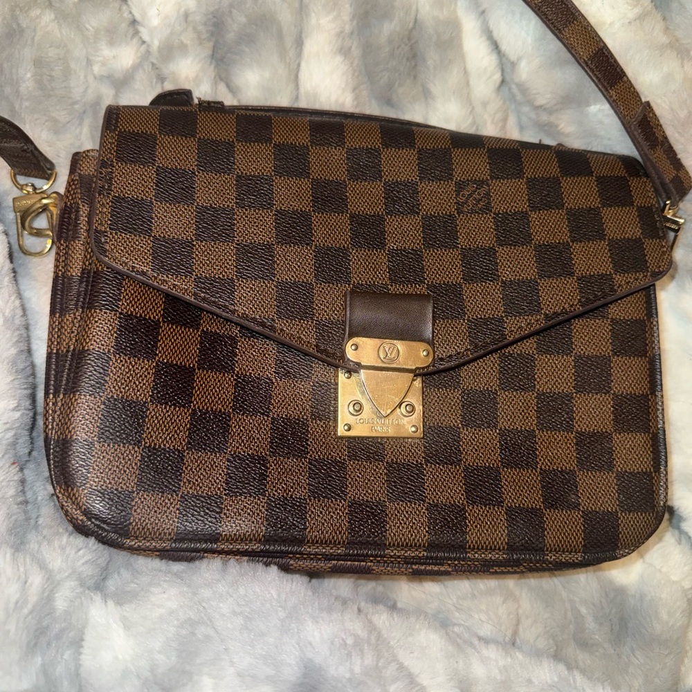 Crossbody Bag in Brown